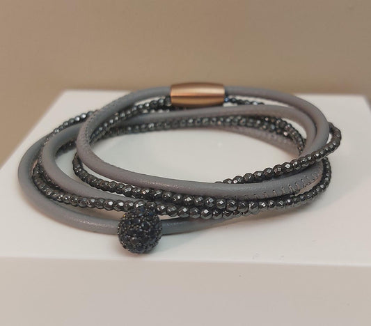 2 - teiliges Armband Set mit Hämatit Perlen